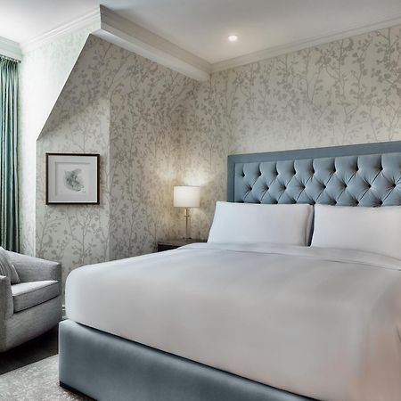 沃德勒伊酒庄酒店 沃德勒伊多里翁 外观 照片 A bedroom at the London West Hollywood