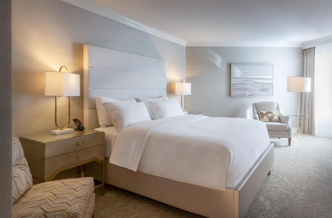 沃德勒伊酒庄酒店 沃德勒伊多里翁 外观 照片 A guest room at The Westin Boston Seaport District