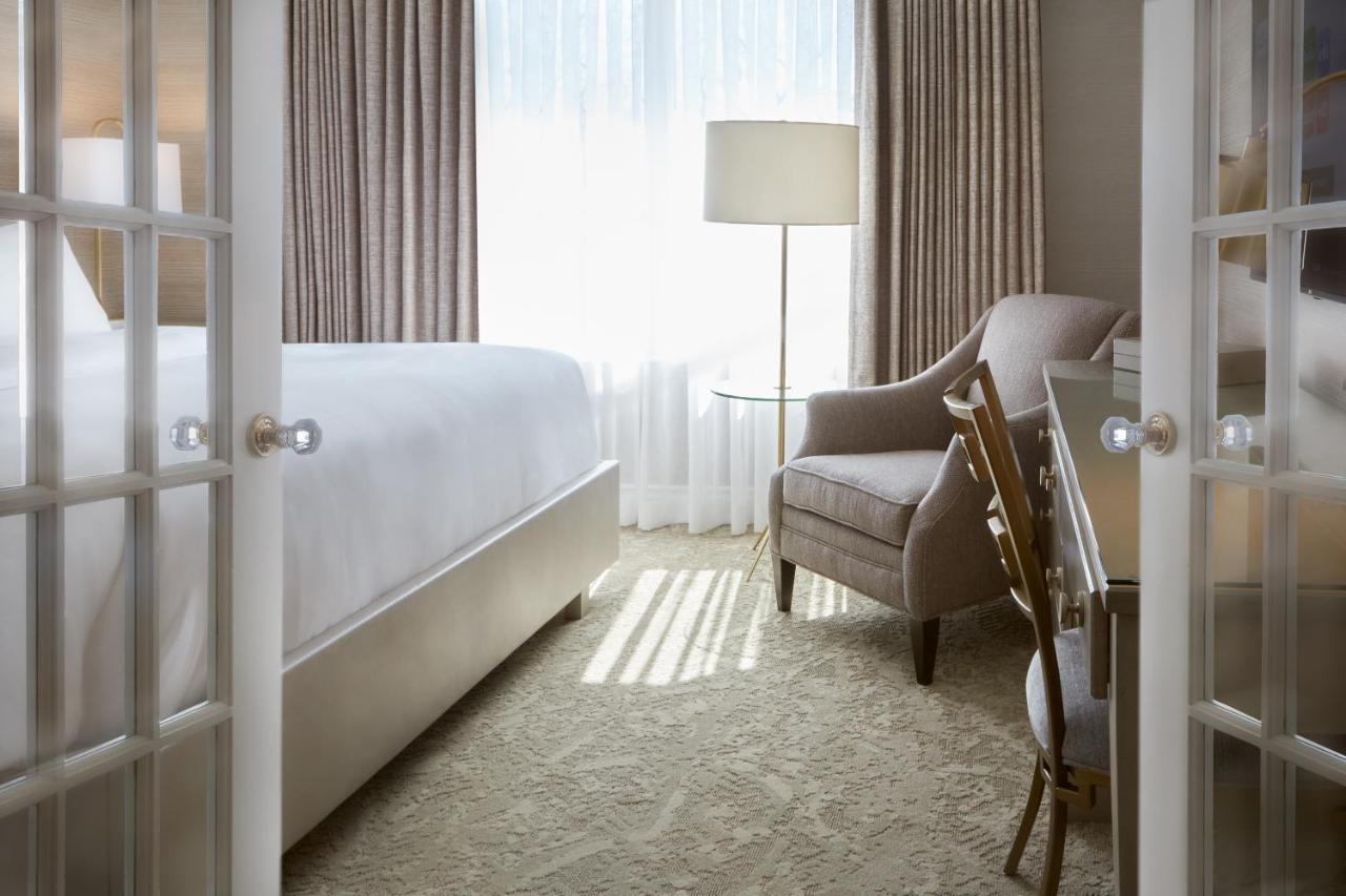 沃德勒伊酒庄酒店 沃德勒伊多里翁 外观 照片 A guest room at the Hotel Commonwealth