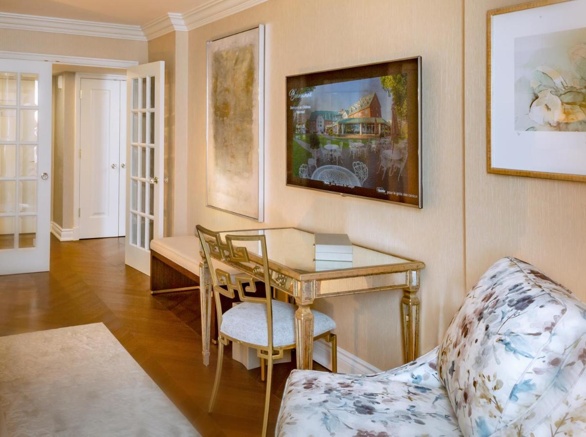 沃德勒伊酒庄酒店 沃德勒伊多里翁 外观 照片 A suite at the Waldorf Astoria Chicago
