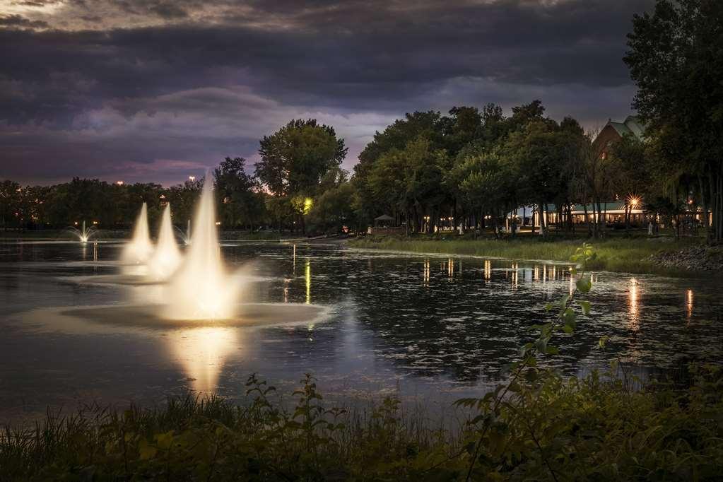 沃德勒伊酒庄酒店 沃德勒伊多里翁 外观 照片 Fountains at Lake Mirror